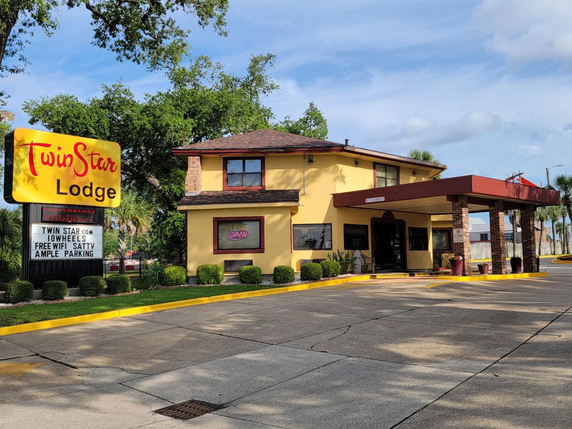 Twin Star Lodge ビロクシ エクステリア 写真